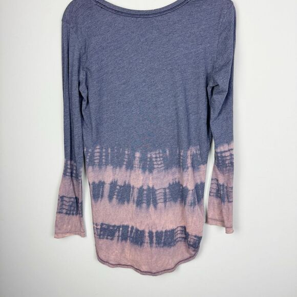 FREE PEOPLE | WE THE FREE Dip Tie Dye Henley Blue Women’s Size Small - Picture 9 of 9
